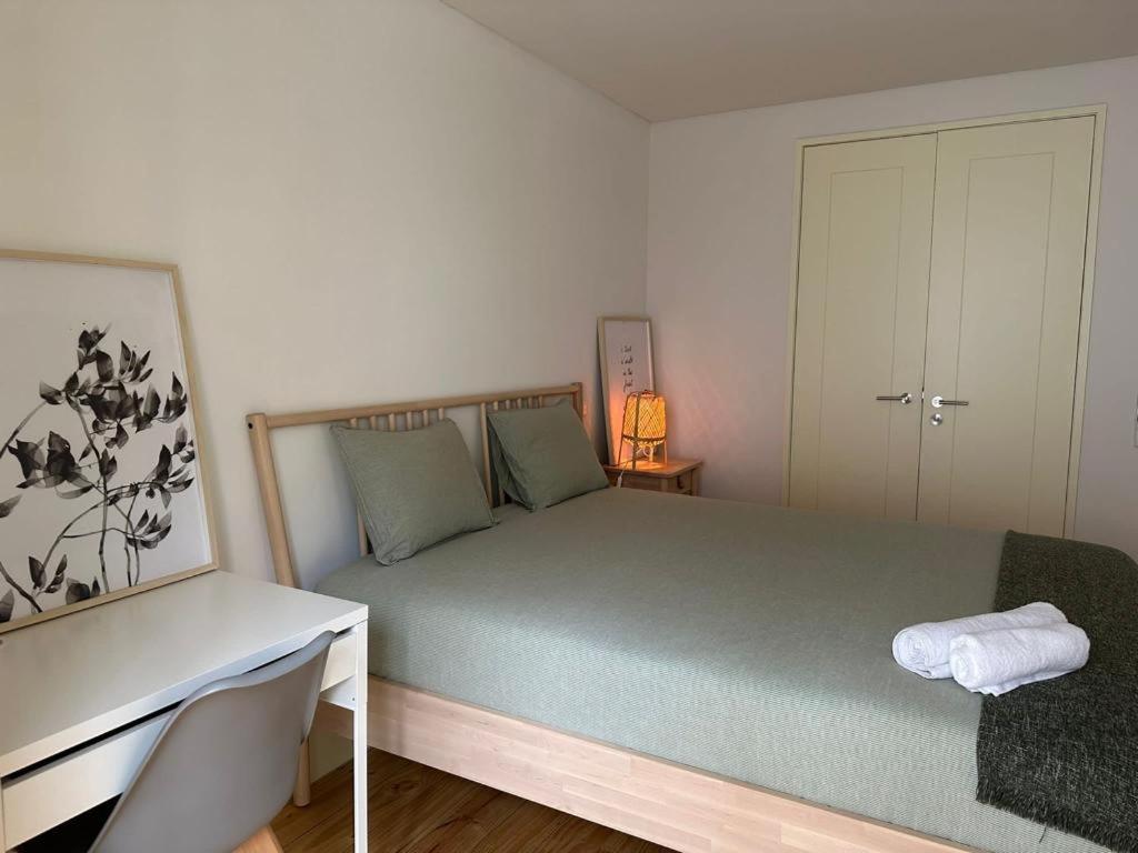 Central Bedroom In Shared House In Chiado - Historic Center Of ลิสบอน ภายนอก รูปภาพ