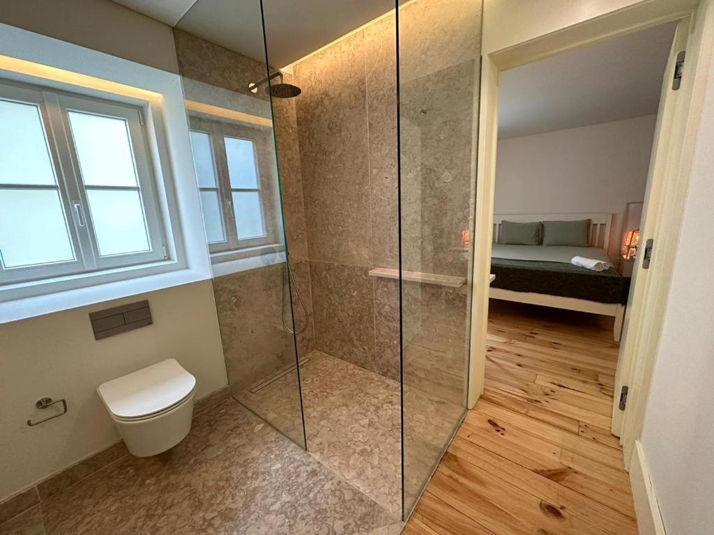 Central Bedroom In Shared House In Chiado - Historic Center Of ลิสบอน ภายนอก รูปภาพ